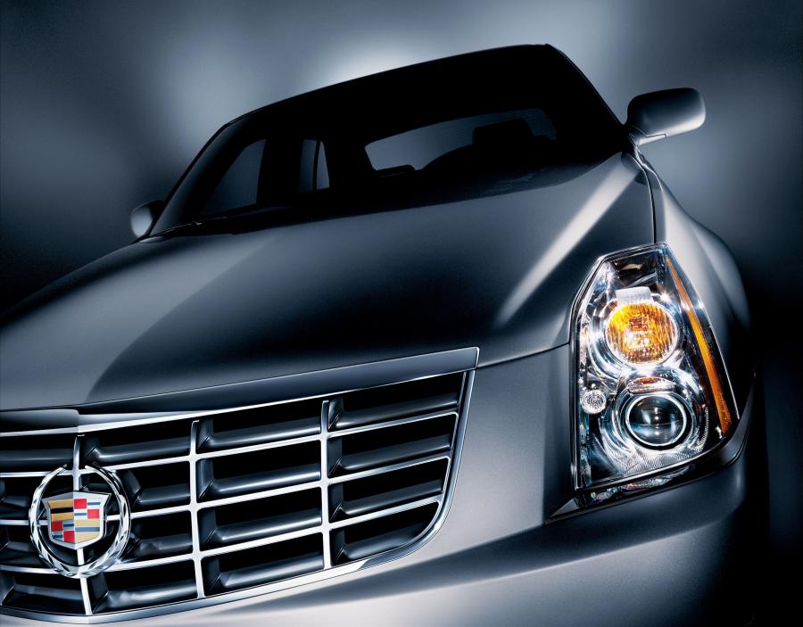  Cadillac DTS 2006 года  (фото 12 из 41)